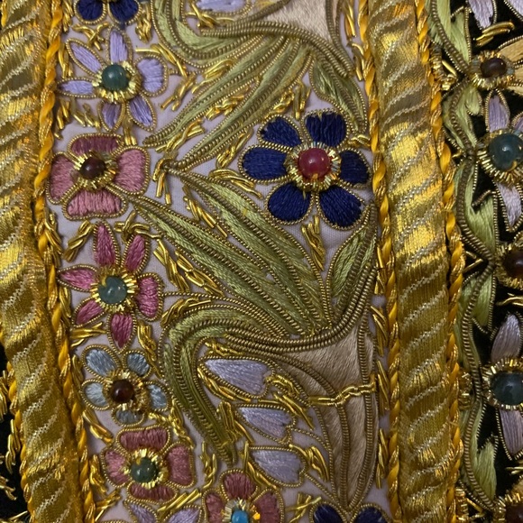 Jewel carpet handmade with velvet vase - Picture 6 of 15